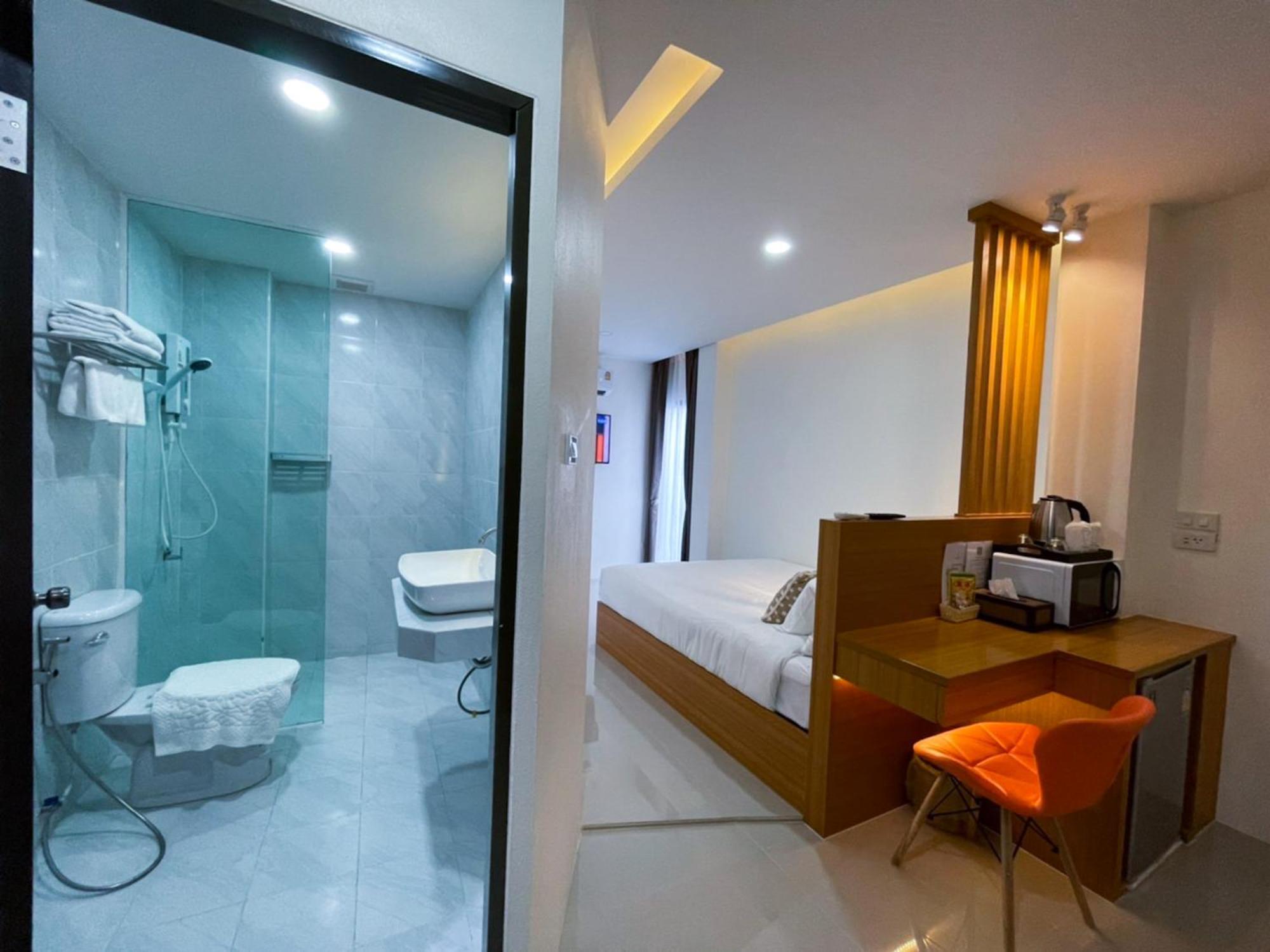 Tj Boutique Hotel Uthai Thani Oda fotoğraf